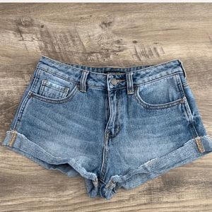 Mid rise blue jean shorts